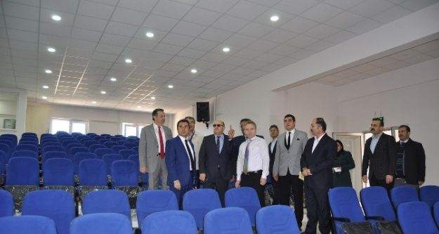 Gülay, En Güzel Salon Korkuteli'ne Yapıldı