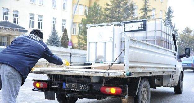 Karaman'da Kar Ve Buzlanmaya Karşı Ekipler Çalışmalara Başladı