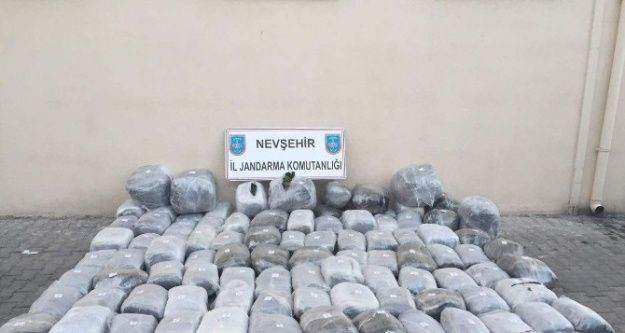 Kaza Yapan Kamyondan 573 Kilo Esrar Ele Geçirildi