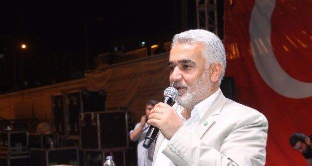HÜDA-PAR Genel Başkanı Yapıcıoğlu demokrasi nöbetine katıldı