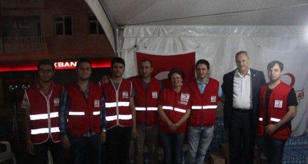 Kızılay, demokrasi nöbetine katılanlara teşekkür etti