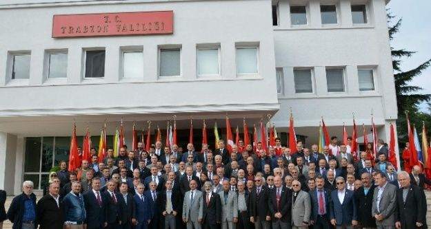 19 Ekim Muhtarlar Günü Trabzon'da Kutlandı