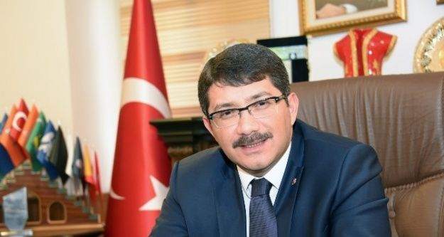 Başkan Çelik'ten Muhtarla Günü mesajı: