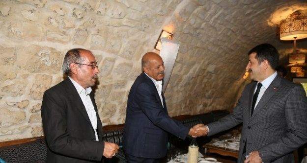 Ekinci merkez mahalle muhtarlarıyla bir araya geldi
