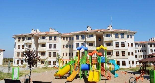 Engelliler için yapılan ilk TOKİ'lerde kura heyecanı