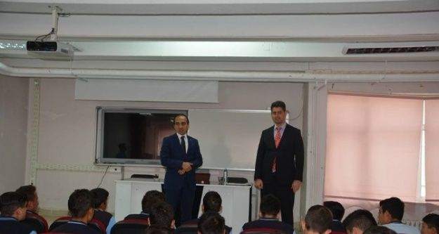 Kaymakam Ferhat Atar öğrencilerle buluştu