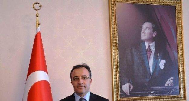 Vali Çataklı'nın 1 Ekim dünya yaşlılar günü mesajı