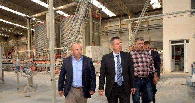 Vali Elban'dan sanayi kuruluşuna ziyaret