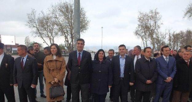 Bandırma'da Öğretmenler Günü kutlamaları