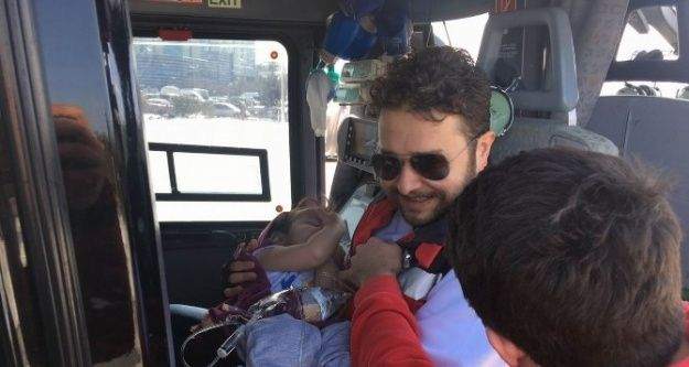 Ambulans helikopterler 2 yaşındaki kız çocuğu için havalandı