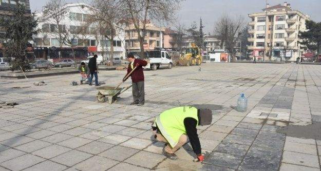 Anıtpark onarılıyor