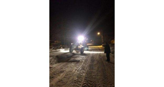 Arpaçay Belediyesi'nin karla mücadelesi