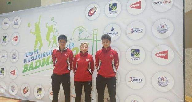 Manisalı badmintoncular milli takım seçmelerine katıldı