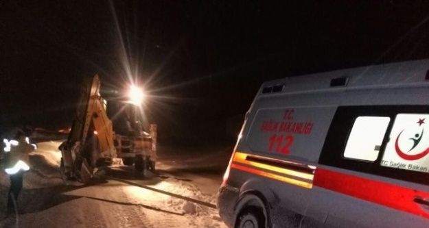 Özalp'ta mahsur kalan 83 araç kurtarıldı