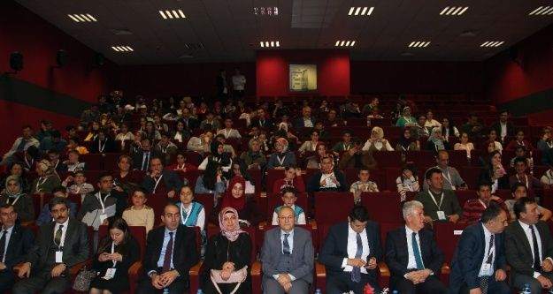11. Ortaokul Öğrencileri Araştırma Projeleri Erzurum bölge yarışması sergisi