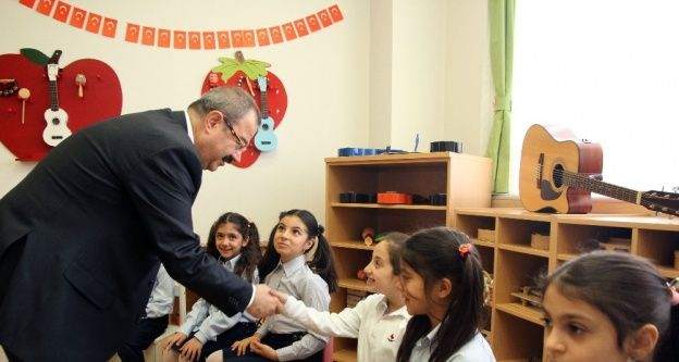 23 Nisan Ulusal Egemenlik ve Çocuk Bayramı