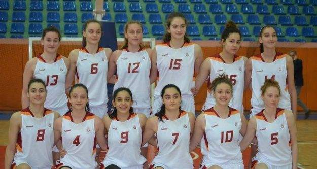 Aslan final umutlarını sürdürdü