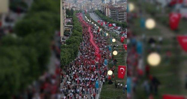 Bursa 23 Nisan'da ulusal egemenlik için yürüyor