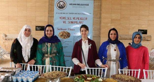 Şanlıurfa'nın yöresel yemekler sergilendi