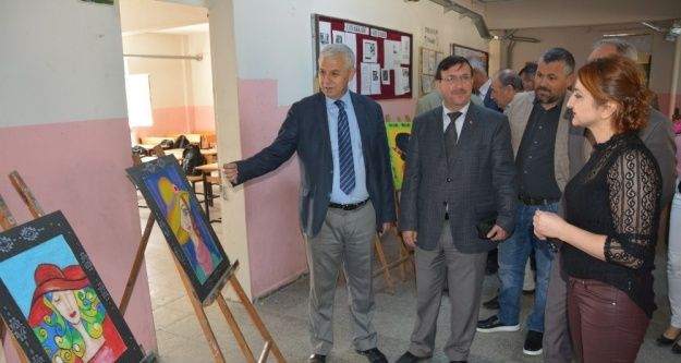 Söke'de Sazlı Öğrencilerinin Yılsonu Resim Sergisi Beğenildi