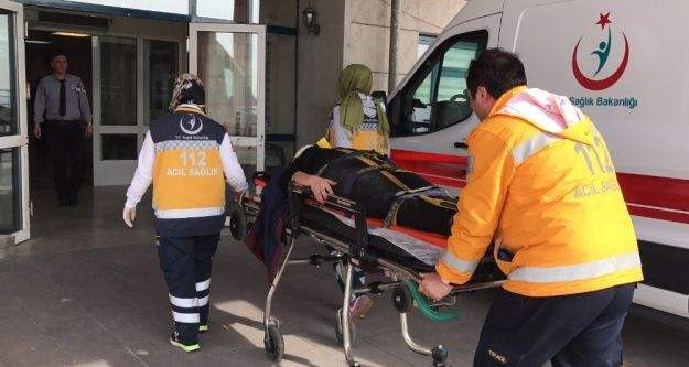 Tepeden aşağı atladı