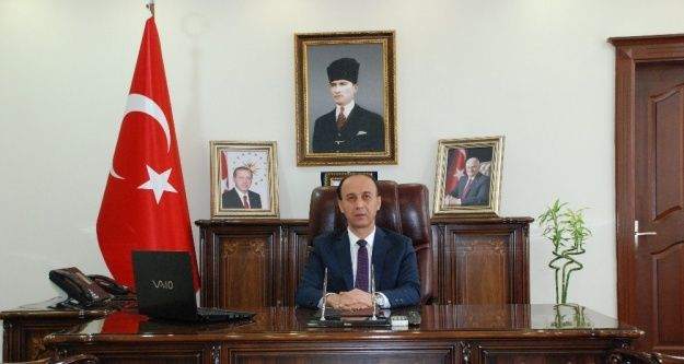 Vali Erin'den 23 Nisan kutlaması