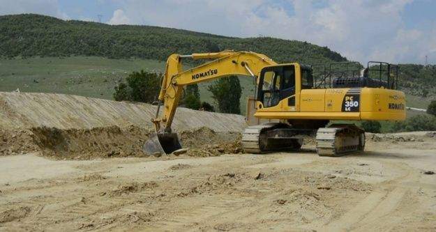 Emet'in köy yollarında bakım, onarım ve sıcak asfalt çalışmaları