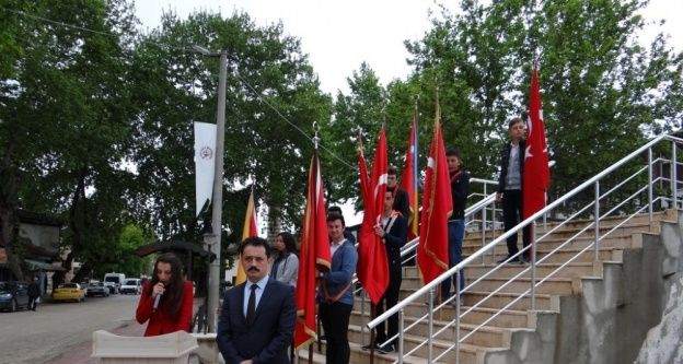 Gölpazarı'nda 19 Mayıs Atatürk'ü Anma, Gençlik ve Spor Bayramı Kutlandı