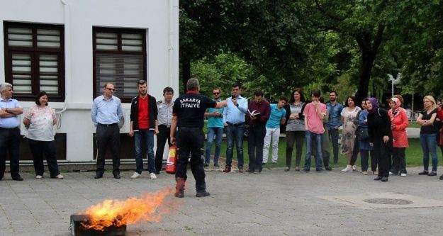 Büyükşehir'de yangın tatbikatı yapıldı