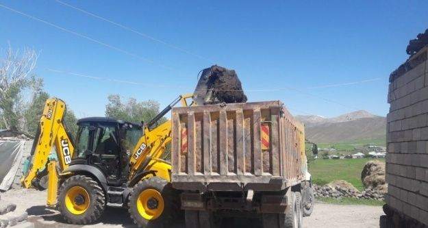 Çaldıran'da bir milyon tondan fazla çöp toplandı