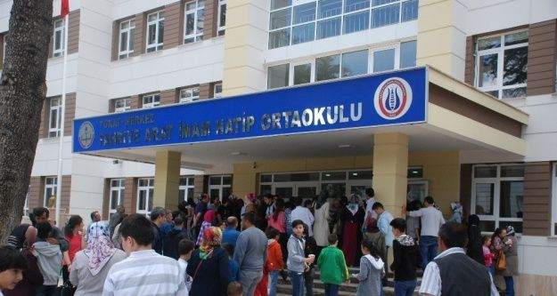 Tokat'ta 11 bin 749 öğrenci bursluluk sınavına girdi