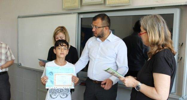 Umurbey'de karne heyecanı