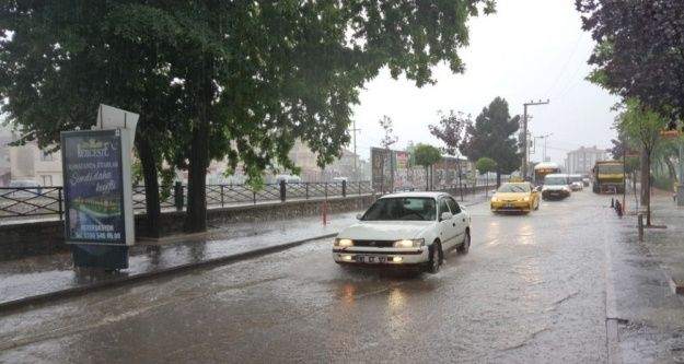 Yağış Düzce'de de etkili oldu