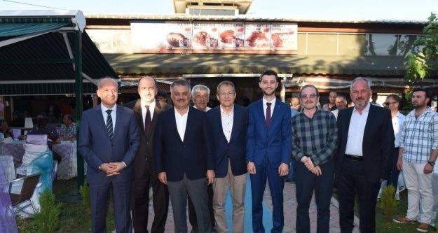 Dursunbey Belediye Başkanı Bahçavan'ın mutlu günü