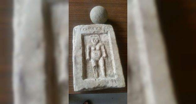 Jandarmadan tarihi eser kaçakçılarını dinlenme tesisinde yakaladı