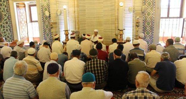 Selimiye Camii'nde Kırkpınar kapsamında mevlit okutuldu