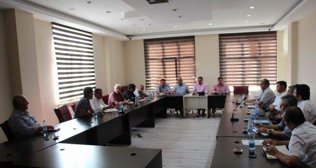 Başkan Cabbar'dan birim müdürleriyle toplantı