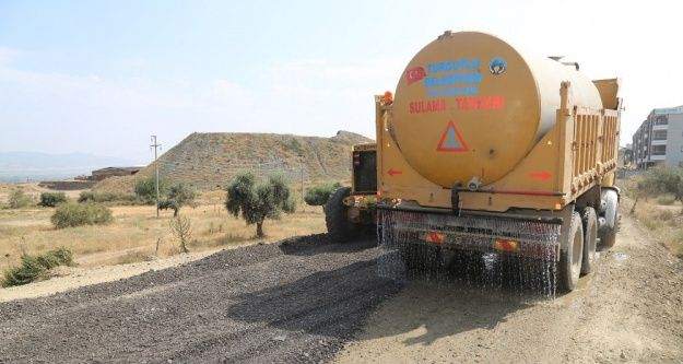 Ergenekon Mahallesi'nde asfalt çalışması