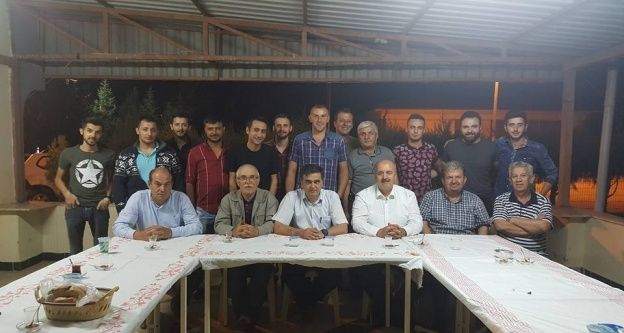 Başkan Yalçın, Pazaryerisporlu futbolcuları ve teknik heyetle bir araya geldi