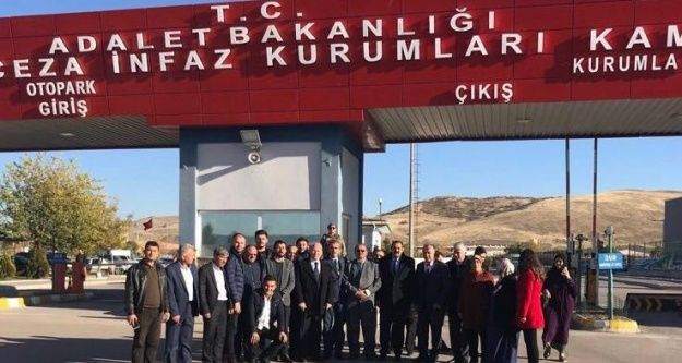 AK Parti İl Başkanı Sümer, CHP İl Başkanı Erdem'i özür dilemeye davet etti