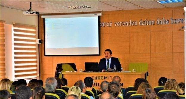 Edremit'te öğretmenlere TÜBİTAK programları tanıtım semineri verildi