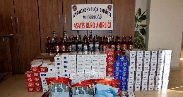 Karacabey'de gümrük kaçağı sigara ve içki operasyonu