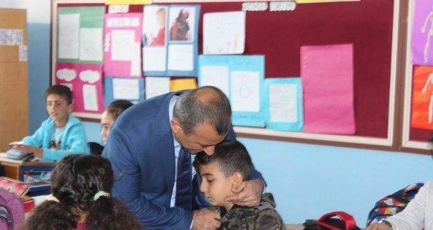 Tunceli'de 'Oku Kitabını, Al Armağanını” projesi