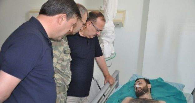 Vali Canbolat Yaralı Polisi Ziyaret Etti