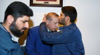 Cumhurbaşkanı Erdoğan ikizlerini kaybeden baba ile görüştü